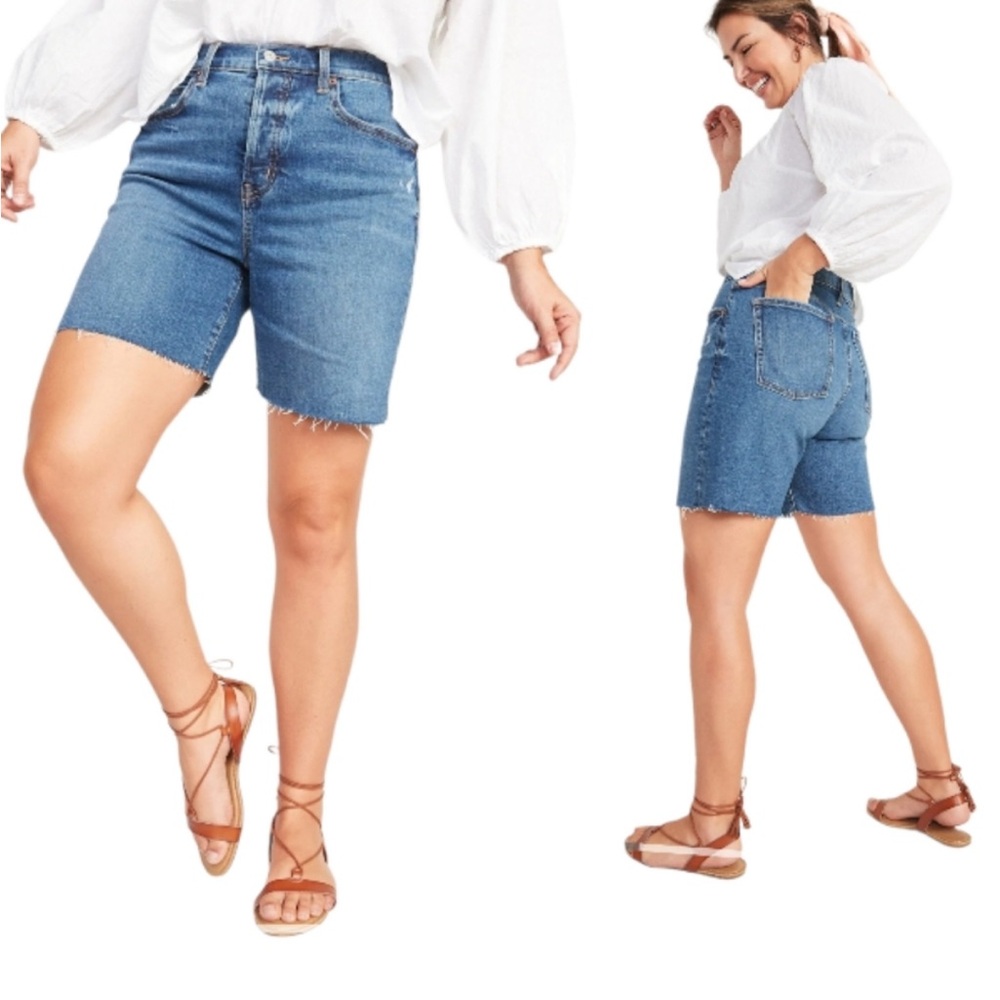 Old Navy Extra High Waisted Sky Hi Button Fly Cut Off Jean Shorts